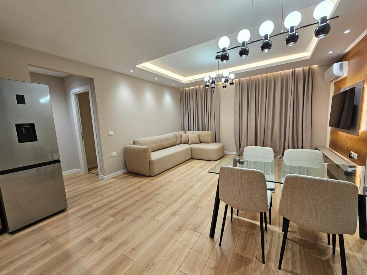 Miku Apartment-Modern 2Bedroom In Prime Location ติรานา ภายนอก รูปภาพ